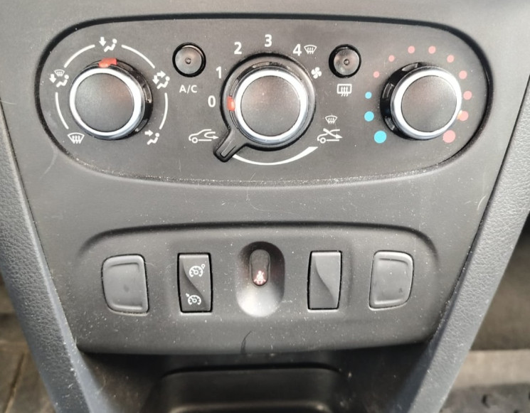 Dacia Sandero ECO-G 100 Stepway Essentiel