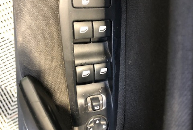 Peugeot 308 (2E GENERATION) II 1.6 BLUEHDI 100 S&S ACCESS BUSINESS