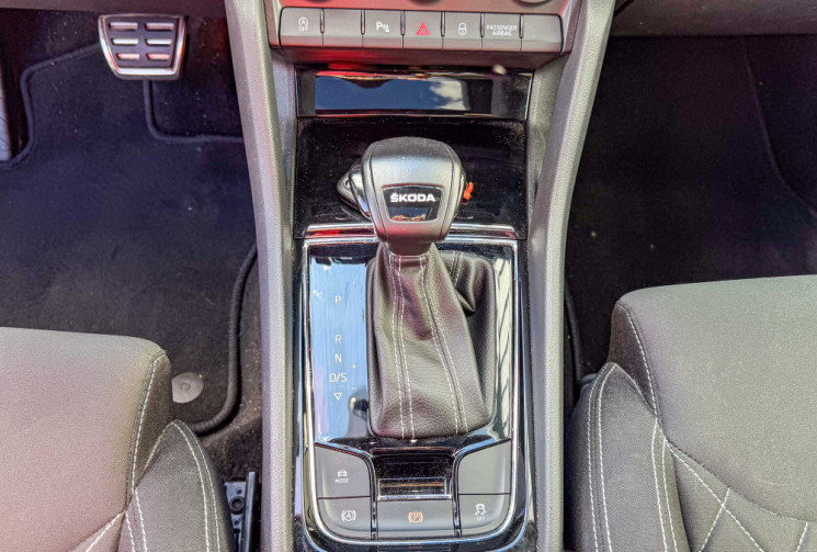 Skoda Karoq SPORTLINE 1.5 TSI  DSG7 150cv TOIT OUVRANT PANORAMIQUE