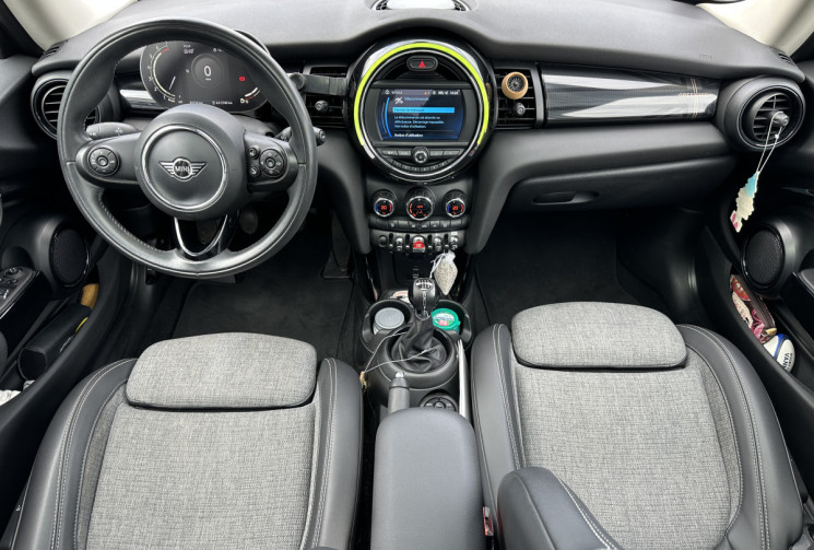 Mini Mini Cooper 136 ch Greenwich 3 portes/ Toit ouvrant / apple car play, GPS/ Feux à lead