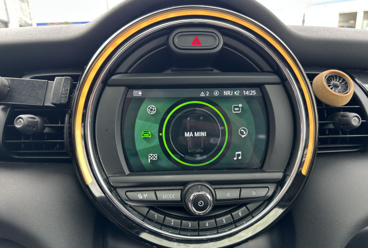 Mini Mini Cooper 136 ch Greenwich 3 portes/ Toit ouvrant / apple car play, GPS/ Feux à lead