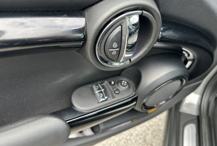 Mini Mini Cooper 136 ch Greenwich 3 portes/ Toit ouvrant / apple car play, GPS/ Feux à lead