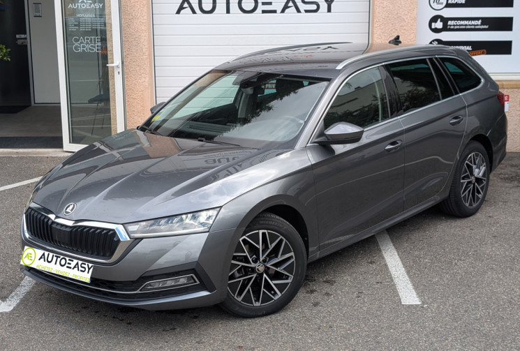 Skoda Octavia Combi 2.0 TDI 150 ch Style DSG7 / Attelage / CarPlay / Sièges chauffants / 1ère main