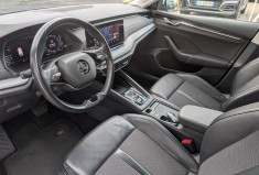 Skoda Octavia Combi 2.0 TDI 150 ch Style DSG7 / Attelage elec / 1ière main / Suivi SKODA