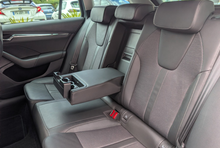 Skoda Octavia Combi 2.0 TDI 150 ch Style DSG7 / Attelage / CarPlay / Sièges chauffants / 1ère main