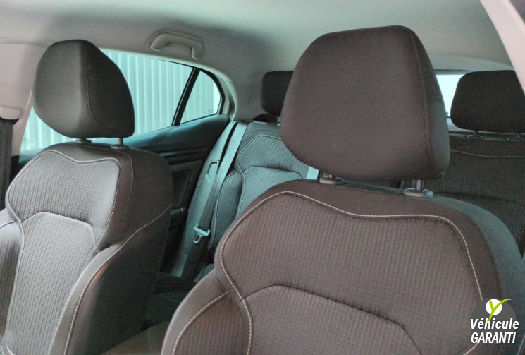 Renault Megane IV TCE 100 ENERGY BVM6 LIMITED / GPS / Climatisation