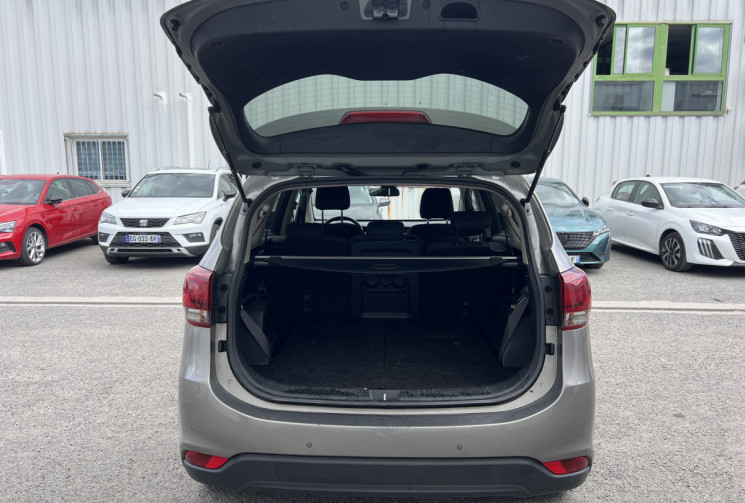 Kia CARENS 7 places 115cv 1.7 CRDi Style * Carplay * Caméra de recul * Clim Auto