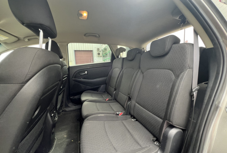 Kia CARENS 7 places 115cv 1.7 CRDi Style * Carplay * Caméra de recul * Clim Auto