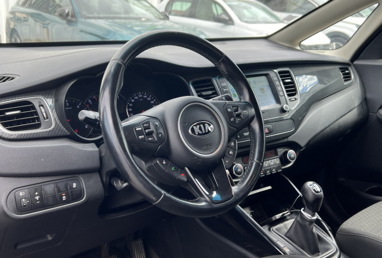 Kia CARENS 7 places 115cv 1.7 CRDi Style * Carplay * Caméra de recul * Clim Auto