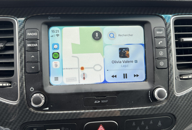 Kia CARENS 7 places 115cv 1.7 CRDi Style * Carplay * Caméra de recul * Clim Auto