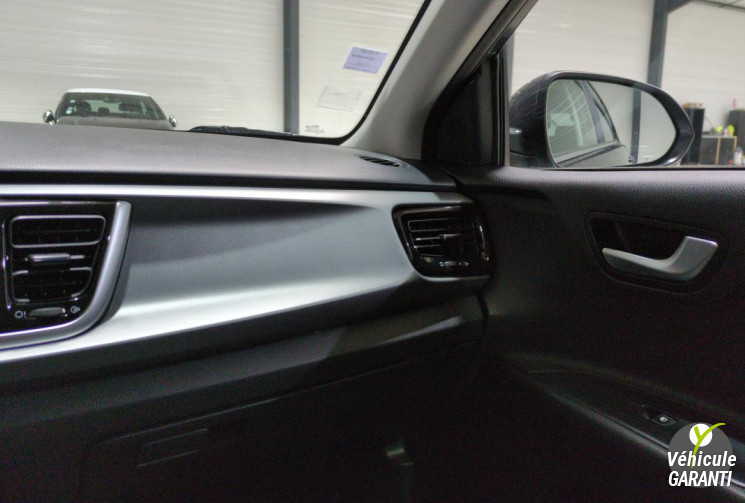 Kia RIO 1.2L MPI 84 CH ISG BVM5 URBAN EDITION / Caméra de recul / Carplay
