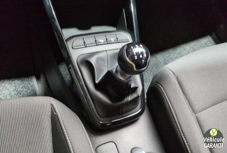 Kia RIO 1.2L MPI 84 CH ISG BVM5 URBAN EDITION / Caméra de recul / Carplay