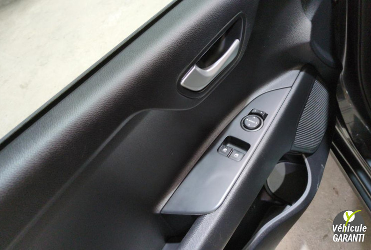 Kia RIO 1.2L MPI 84 CH ISG BVM5 URBAN EDITION / Caméra de recul / Carplay