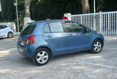 Toyota Yaris 1.3 VVTI 90 / 1ERE MAIN / SUIVIE TOYOTA