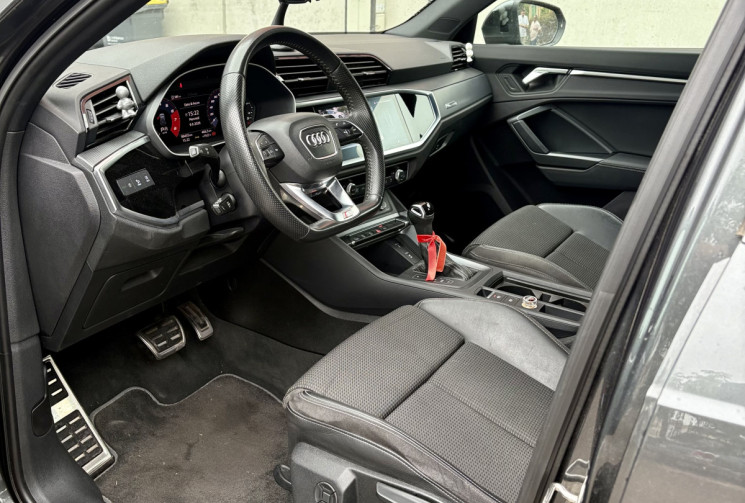 Audi Q3 35 TFSI SLine 150cv DSG7 S-Line / LED-CarPlay-Camera / Super état / Révisée 