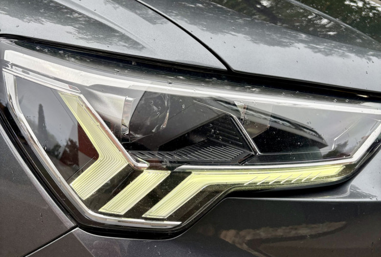 Audi Q3 35 TFSI SLine 150cv DSG7 S-Line / LED-CarPlay-Camera / Super état / Révisée 