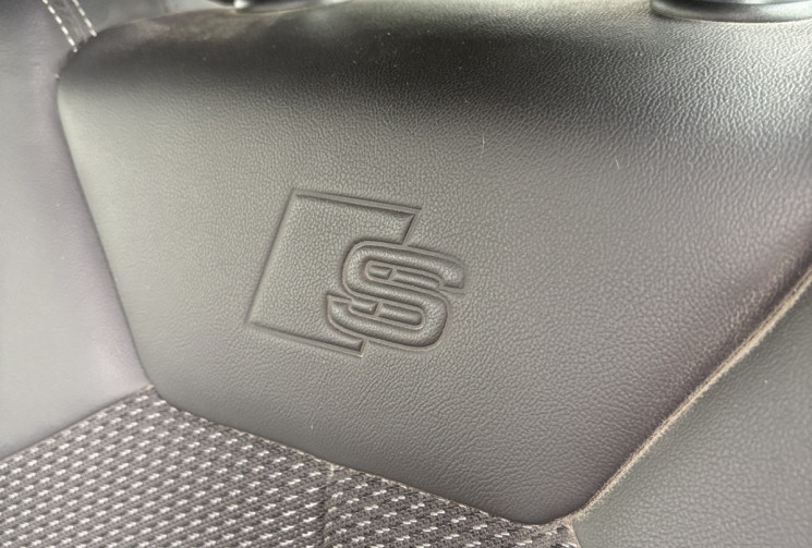 Audi Q3 35 TFSI SLine 150cv DSG7 S-Line / LED-CarPlay-Camera / Super état / Révisée 