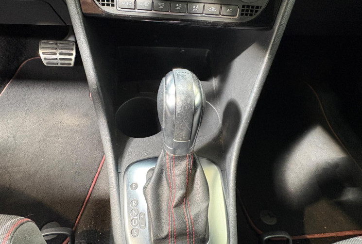 Volkswagen Polo GTI 1.4 TFSI DSG7 180 CV 5 PORTES