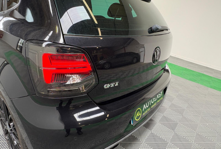 Volkswagen Polo GTI 1.4 TFSI DSG7 180 CV 5 PORTES