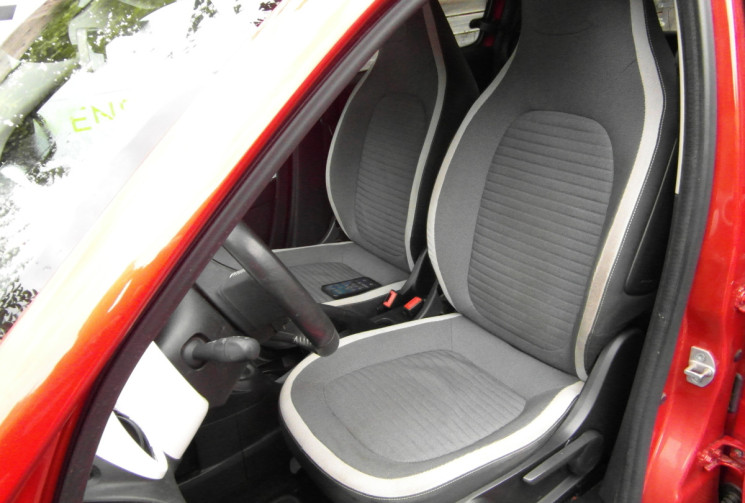 Renault Twingo TWINGO III 0.9 TCE 90 INTENS EDC
