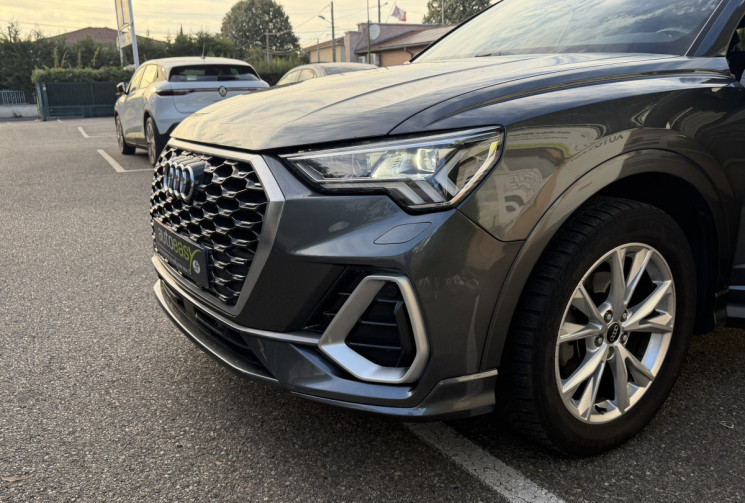 Audi Q3 SPORTBACK 35 TFSI 150 ch S line S tronic 7 / 1 ère main / Siège chauffant 