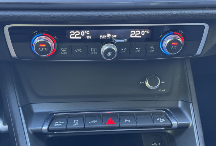 Audi Q3 SPORTBACK S-Line 45 TFSIe 245 S-tronic 6 / 1ere main / Hi-fi SONOS / Camera / Attelage / GPS