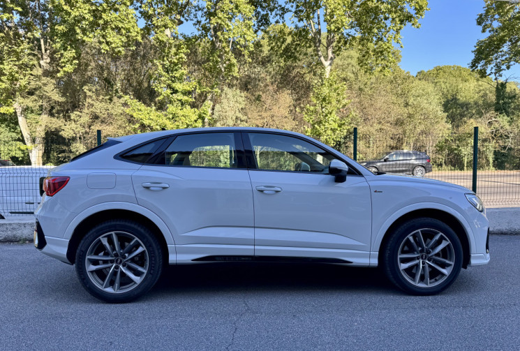 Audi Q3 SPORTBACK S-Line 45 TFSIe 245 S-tronic 6 / 1ere main / Hi-fi SONOS / Camera / Attelage / GPS