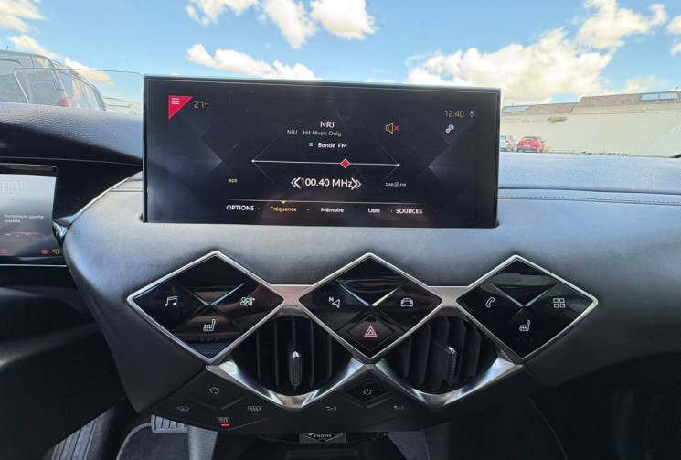 DS DS 3 Crossback 1.2 THP EAT8 155 GRAND CHIC / COURROIE OK / EXCELLENT ETAT / GARANTIE 12 MOIS 