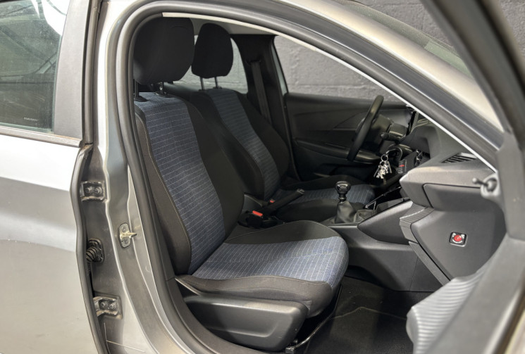 Peugeot 208 1.5 HDi 100 ch Active Pack / Suivi d’entretien complet
