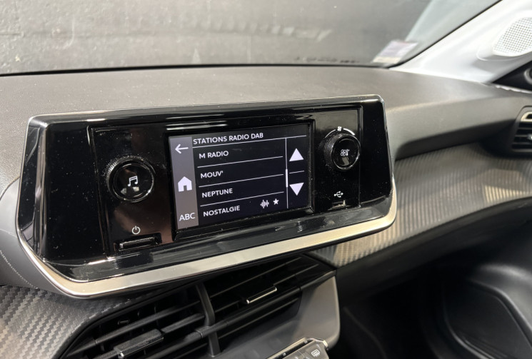 Peugeot 208 1.5 HDi 100 ch Active Pack / Suivi d’entretien complet