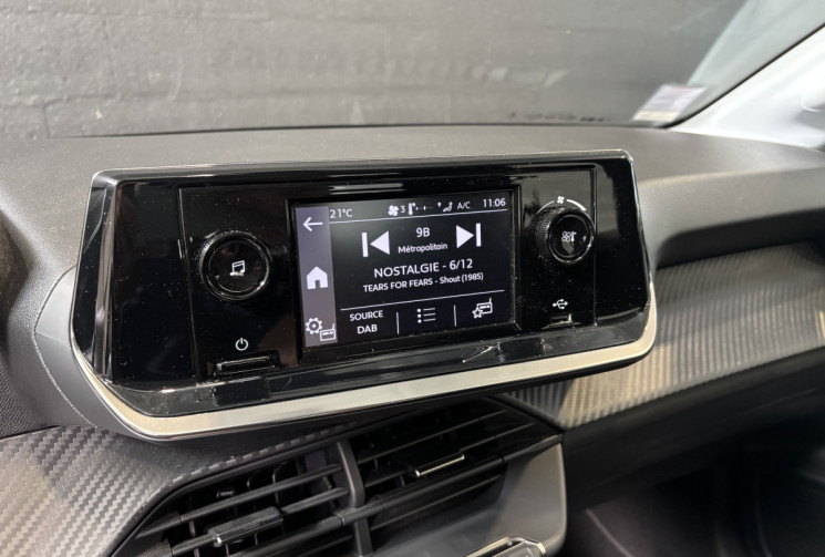 Peugeot 208 1.5 HDi 100 ch Active Pack / Suivi d’entretien complet