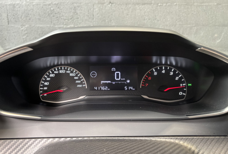 Peugeot 208 1.5 HDi 100 ch Active Pack / Suivi d’entretien complet