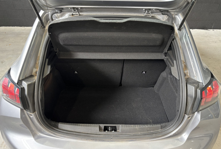 Peugeot 208 1.5 HDi 100 ch Active Pack / Suivi d’entretien complet