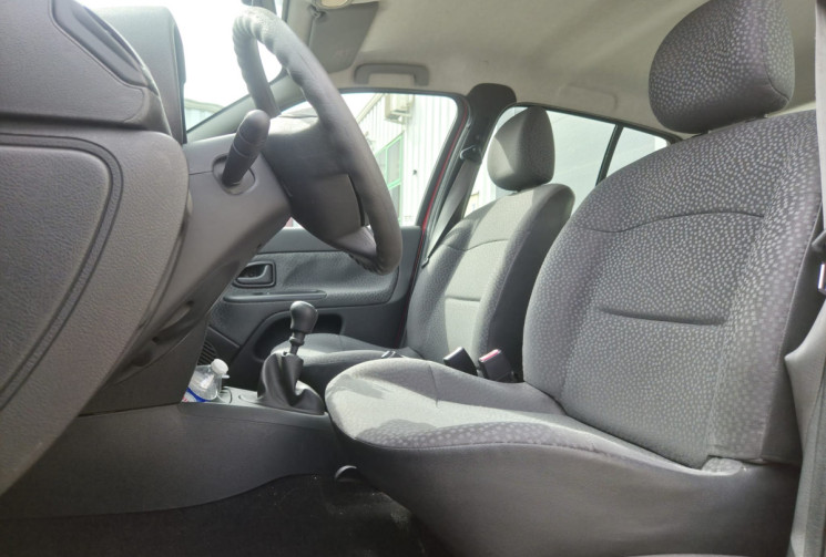 Renault Clio Campus Evolution 5 Portes 1.2 i 16V eco2 75 cv