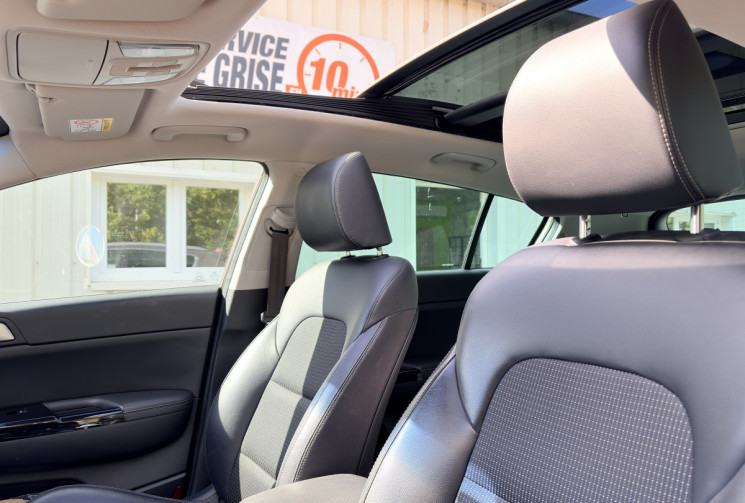 Kia Sportage 1.6 CRDI 115 ch Design-Apple Carplay-Caméra de recul-Suivis KIA-Attelage-Toit ouvrant