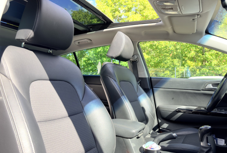 Kia Sportage 1.6 CRDI 115 ch Design-Apple Carplay-Caméra de recul-Suivis KIA-Attelage-Toit ouvrant