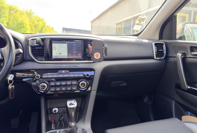 Kia Sportage 1.6 CRDI 115 ch Design-Apple Carplay-Caméra de recul-Suivis KIA-Attelage-Toit ouvrant