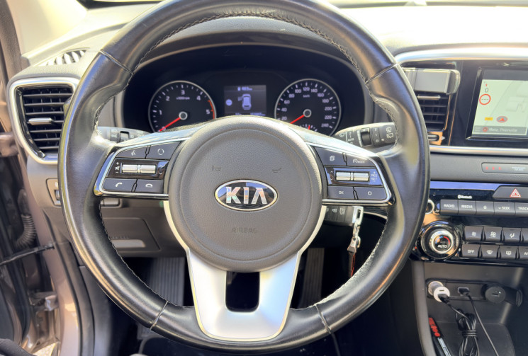 Kia Sportage 1.6 CRDI 115 ch Design-Apple Carplay-Caméra de recul-Suivis KIA-Attelage-Toit ouvrant