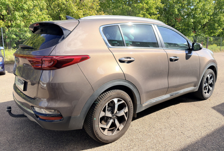 Kia Sportage 1.6 CRDI 115 ch Design-Apple Carplay-Caméra de recul-Suivis KIA-Attelage-Toit ouvrant