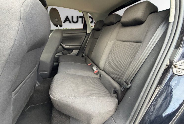 Volkswagen Polo 1.0 / 75 ch / Confortline / DISTRIBUTION FAITE JUIN 2025