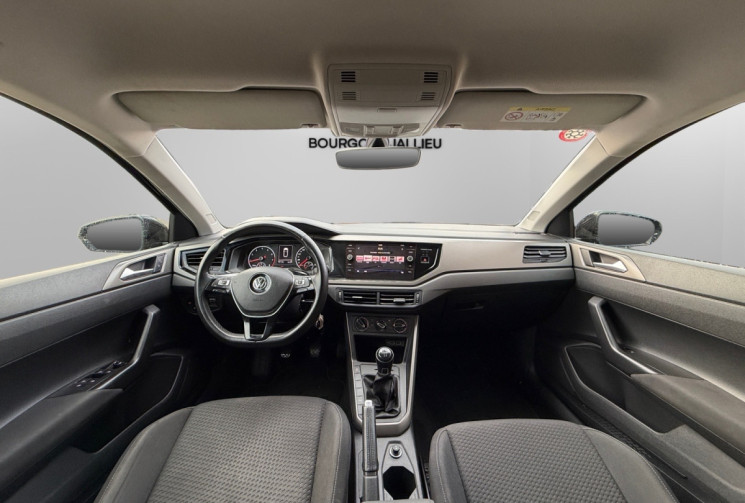 Volkswagen Polo 1.0 / 75 ch / Confortline / DISTRIBUTION FAITE JUIN 2025