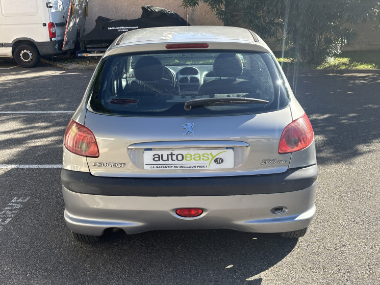 Peugeot 206 1.4 HDI 75 cv / Suivi Complet / Courroie de distribition 