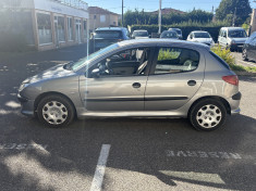 Peugeot 206 1.4 HDI 75 cv / Suivi Complet / Courroie de distribition 
