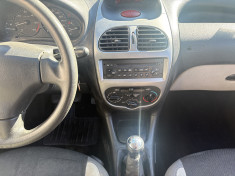 Peugeot 206 1.4 HDI 75 cv / Suivi Complet / Courroie de distribition 
