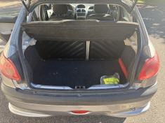 Peugeot 206 1.4 HDI 75 cv / Suivi Complet / Courroie de distribition 
