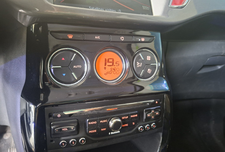 Citroën C3 1.6 120 VTI EXCLUSIVE / ENTRETIEN A JOUR
