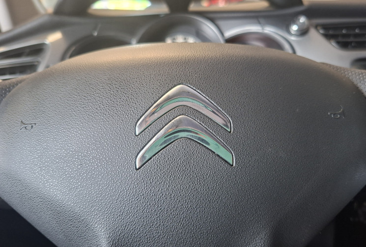 Citroën C3 1.6 120 VTI EXCLUSIVE / ENTRETIEN A JOUR