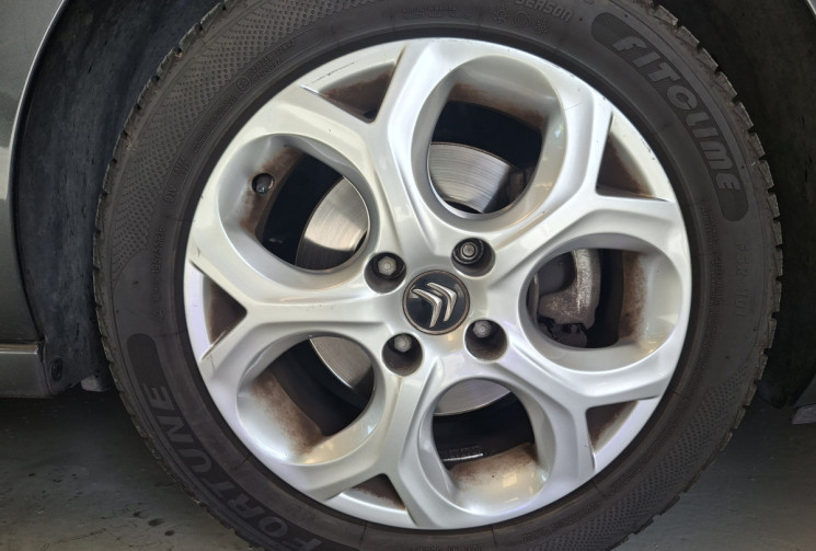 Citroën C3 1.6 120 VTI EXCLUSIVE / ENTRETIEN A JOUR
