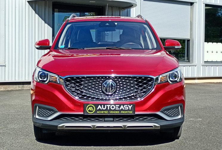 MG ZS  EV 44.5 kWh LUXURY - TOIT OUVRANT / SIEGES ELECTRIQUES CHAUFFANTS