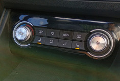 MG ZS  EV 44.5 kWh LUXURY - TOIT OUVRANT / SIEGES ELECTRIQUES CHAUFFANTS
